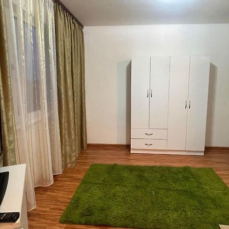 One Room Apartment Ptm Bukarest Exterior foto