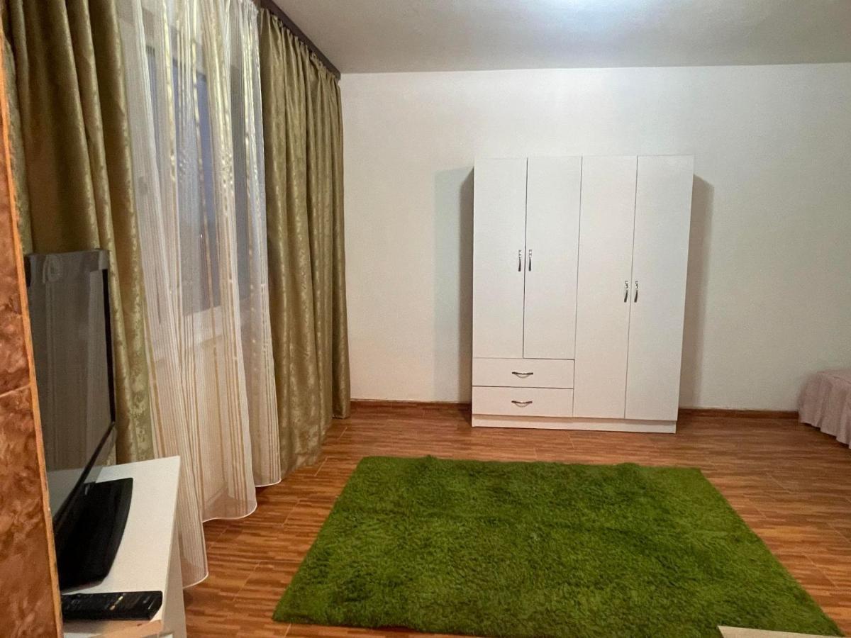 One Room Apartment Ptm Bukarest Exterior foto