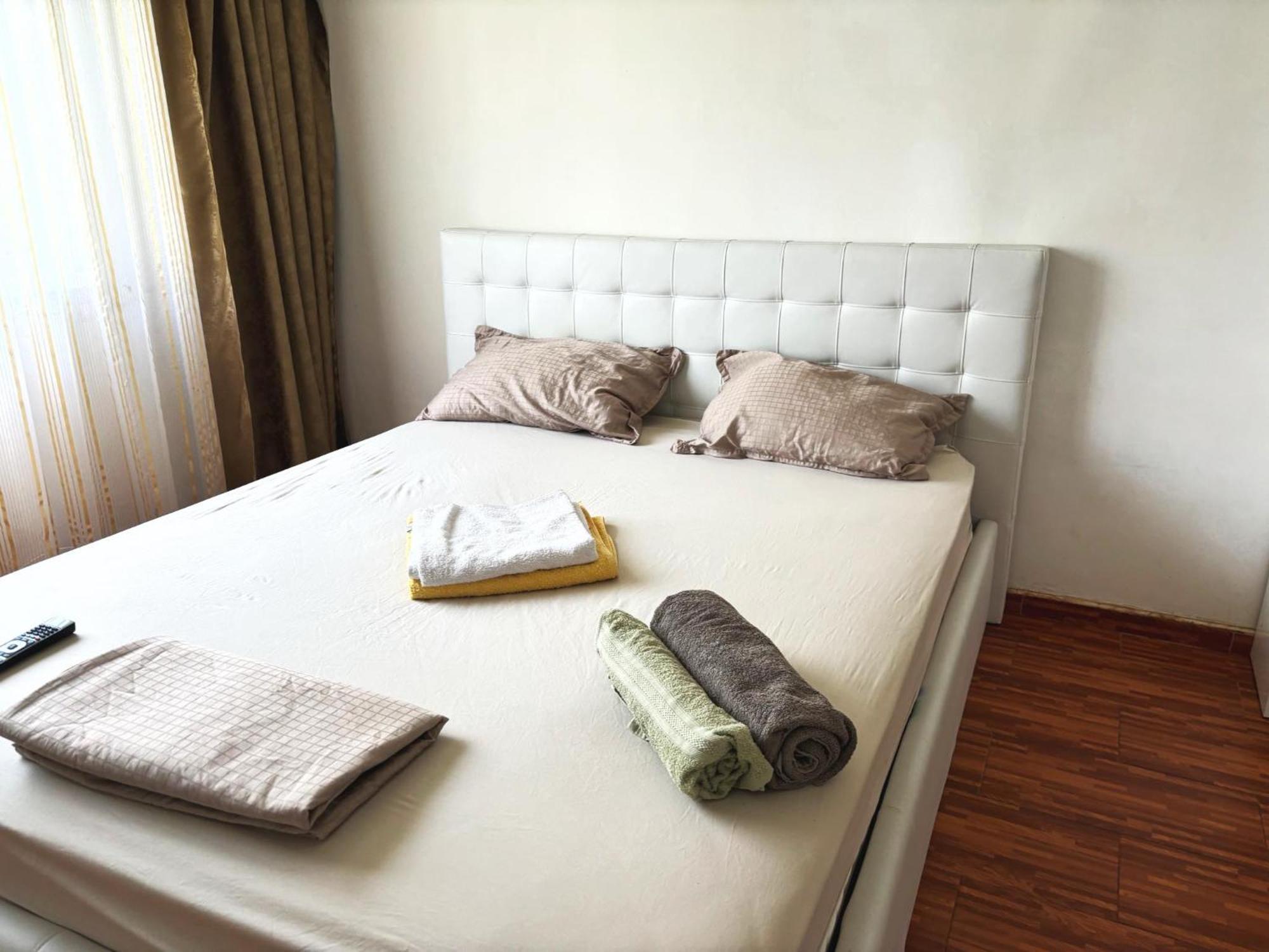 One Room Apartment Ptm Bukarest Exterior foto